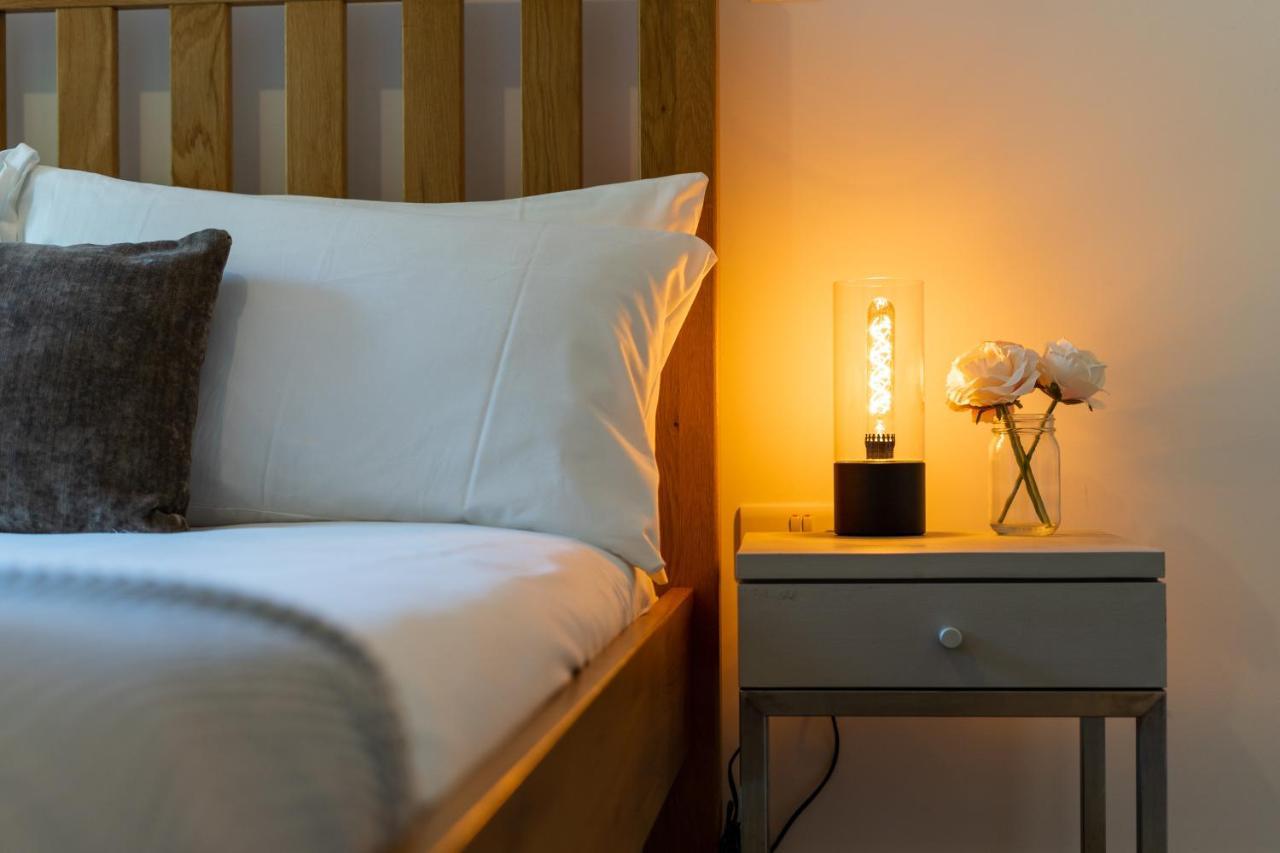 ⭑ Modern Town Centre Apartment ⭑ Bournemouth Eksteriør billede