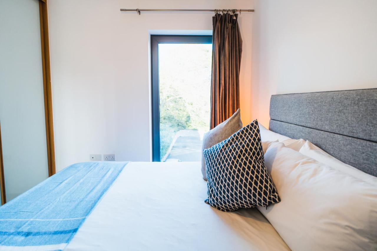 ⭑ Modern Town Centre Apartment ⭑ Bournemouth Eksteriør billede
